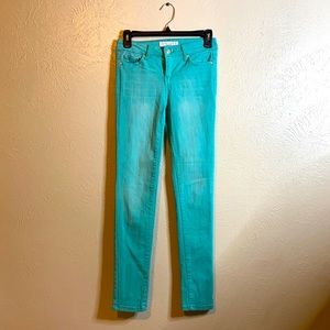 Celebrity Pink• Mid Rise